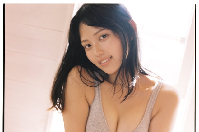 森日菜美、ランジェリー姿で美ボディ炸裂！「女性にも見ていただけるグラビアを…」 画像