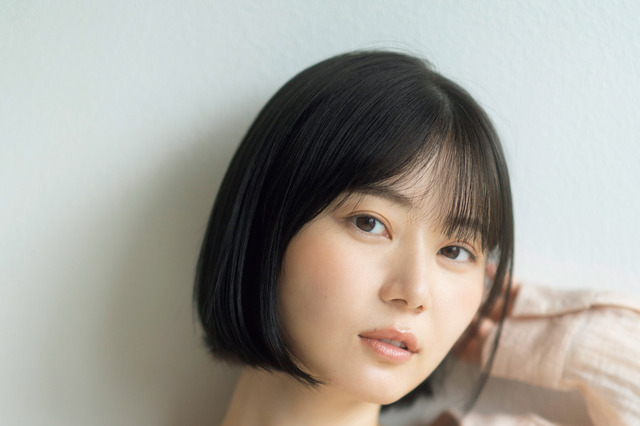 人気YouTuber・いけちゃん、春からOL!ランジェリーカット公開 画像