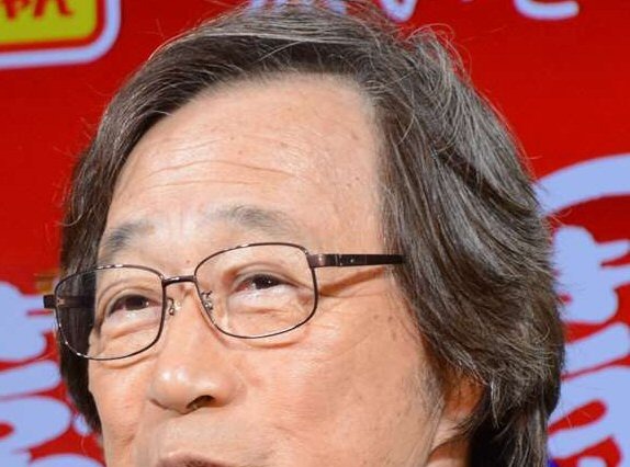 武田鉄矢、『ゴジラ』出演の過去！迫りくるゴジラに驚きにセリフ 画像