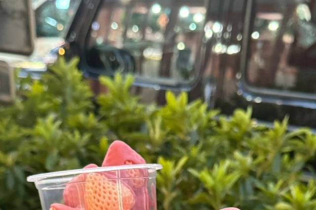 生チョコ×高級イチゴ！海外で話題の“苺チョコ”専門店が原宿にオープン 画像