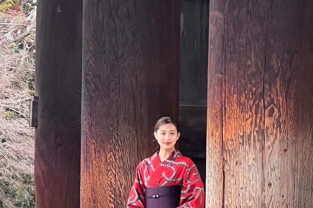 東レキャンペーンガール・間瀬遥花、しっとり浴衣に!一足早くポスター完成を報告 画像
