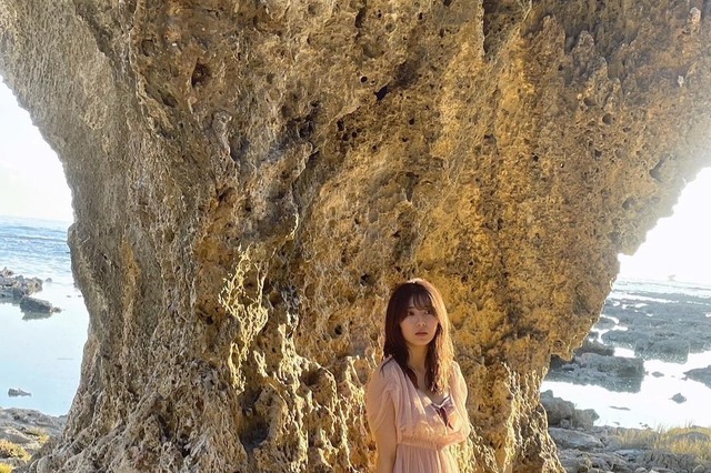 SKE48菅原茉椰、表紙候補だった写真集オフショに反響「神秘的」「選抜落ちとはとても思えない」 画像