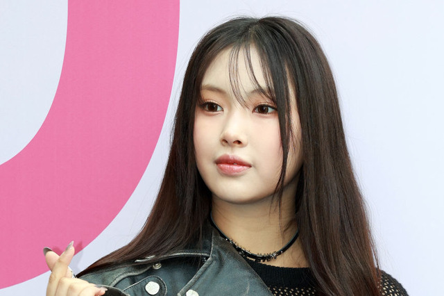 NewJeansヘインが怪我のため活動休止、“末っ子”のピンチに心配の声が殺到 画像