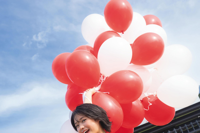 桑島海空、1st写真集タイトルは『SUMMER OF LOVE』 自身提案のカットも初公開 画像