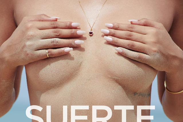 香川沙耶の手ブラカット表紙の写真集『SUERTE』、4月20日よりデジタル配信開始 画像