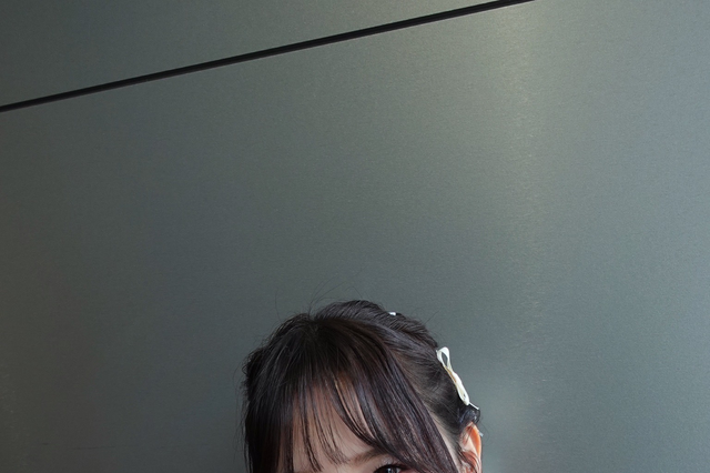 兒玉遥、肩出しコーデで登場！さわやかな肌見せに反響 画像