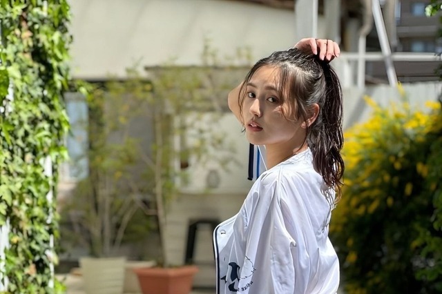 「何か作るみたい」天野レナ、におわせセクシーグラビア 画像