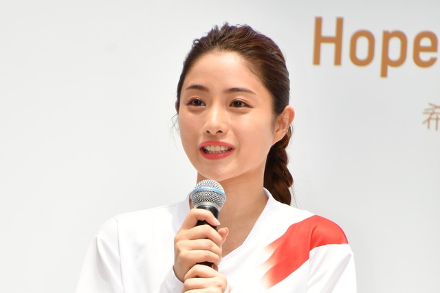 石原さとみ、育児との両立に悩み 仕事へさらに意欲「命がけで取り組む」 画像