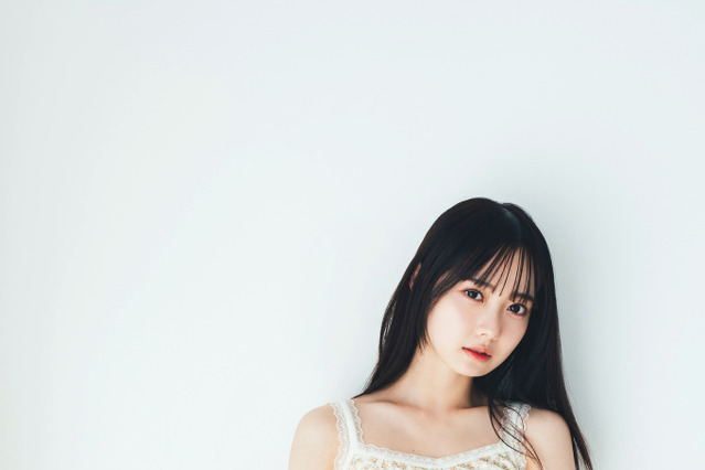 高嶺のなでしこ・松本ももな、ヘソ見せの部屋着など大人なシチュエーションに初挑戦！ 画像