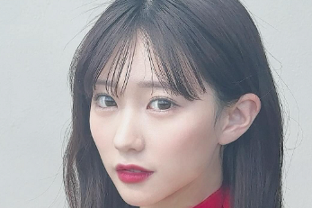 田中美久の肩出しドレスショットをファン称賛「天使か」 画像