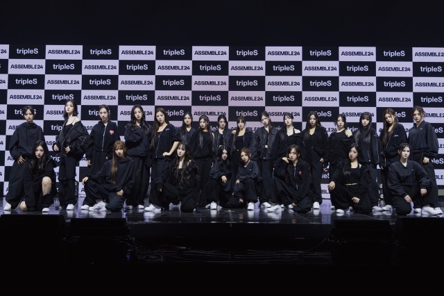 tripleS、K-POPガールズグループ最多人数24人の完全体で始動！日本への本格進出も発表 画像