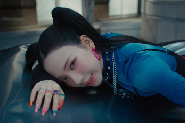 aespa、新曲MV再生回数が1000万突破！独創的な世界観にファン歓喜「これこそ求めていた楽しさ！」 画像