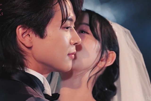 堀未央奈、6歳年下のイケメン俳優・百瀬拓実の腕掴み涙の初キス！ 画像