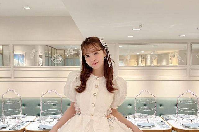 まるでお姫様! 藤田ニコルのふわふわワンピースSHOTが「プリンセスすぎる」と話題 画像