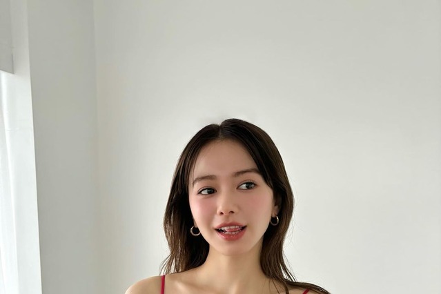 山本舞香、美ボディ露出の撮影オフショ！「素敵すぎる」とファン熱視線 画像