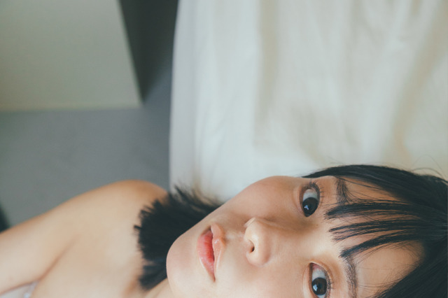 写真集話題のアンゴラ村長、未公開カット解禁&コメント発表「こんなに買っていただけるとは思わず…」 画像