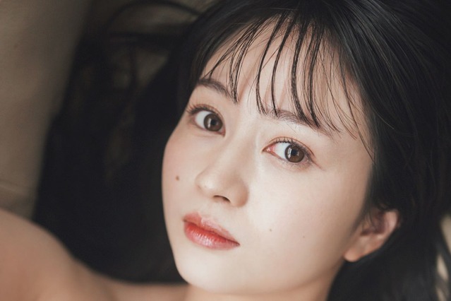 「blt graph.vol.102」に江籠裕奈、僕青・秋田莉杏、都丸紗也華が登場　ポストカード公開 画像