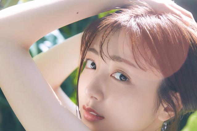 佐久間みなみアナ、フォトブックから南国で撮影した1枚を公開 画像