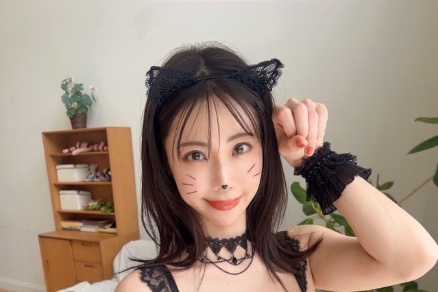 鈴木ふみ奈の猫耳ビキニショットをファン絶賛「かわいい」「すてき」 画像