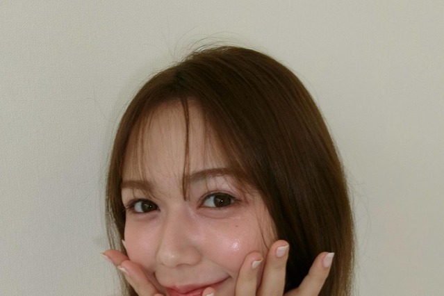 村重杏奈、メイク薄めのナチュラルショットに「むっちゃかわいい」「この村重好きすぎる」と絶賛の声 画像