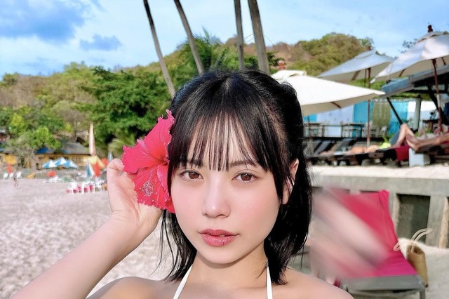 「マジでスタイル抜群」NMB48隅野和奏、純白ビキニの美少女ショットが超キュート! 画像