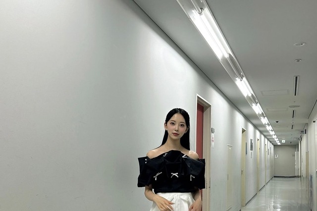 堀未央奈の美脚＆ロングブーツショットにファン注目 画像
