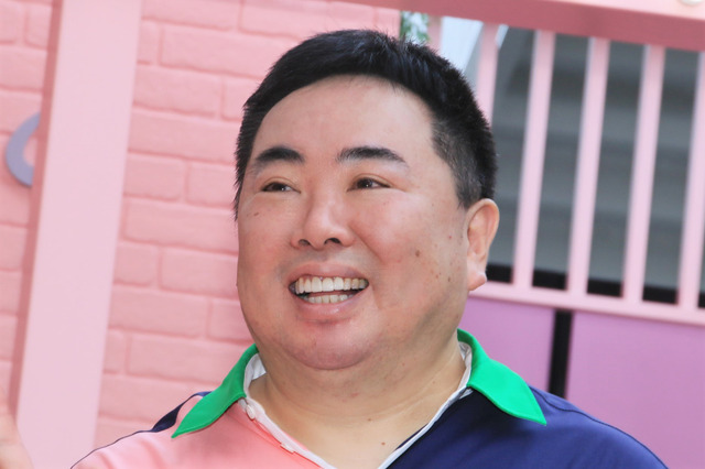 塚地武雅、NewJeansライブ参戦 画像