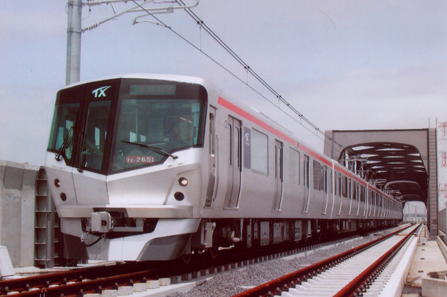 つくばエクスプレス、「車内LAN」でブロードバンド接続可能に〜まずは拠点駅付近から。将来は全線の対応を目指す 画像
