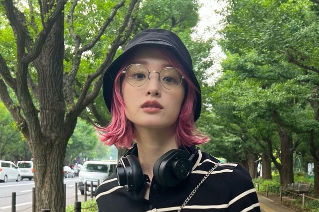 剛力彩芽、ウエストちら見せ私服ファッション公開 画像