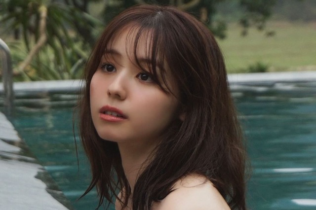 小池里奈、写真集撮影の裏側収録の動画公開!ベトナムロケから写真選定まで 画像