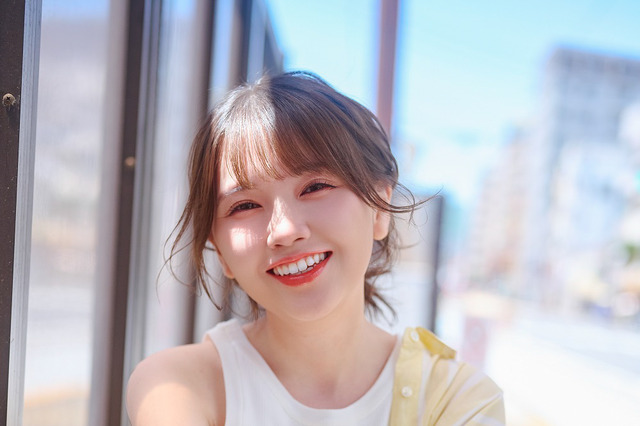 声優・鬼頭明里、フォトブックでしか見られない貴重なランジェリーカット解禁 画像