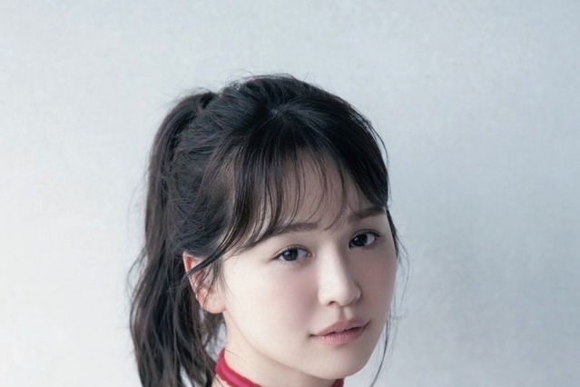 1st写真集発売のゆうこす、“あざと可愛い初の下着ショット”を先行公開 画像