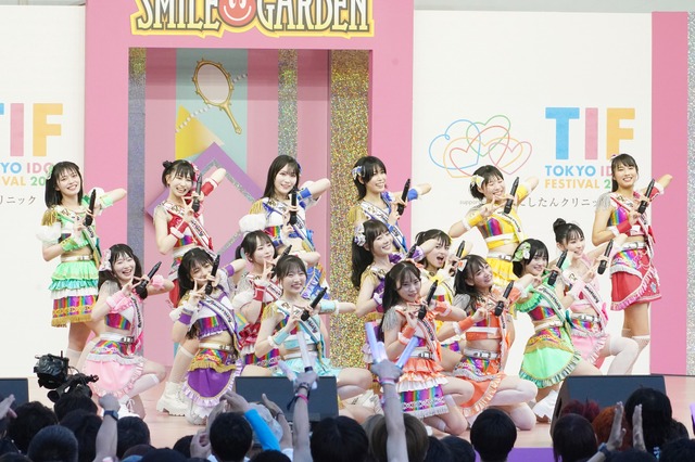 【TIF2024】虹のコンキスタドールの夏曲＆名曲にアイドルファンが熱狂「最後まで楽しんで行こうな！」 画像
