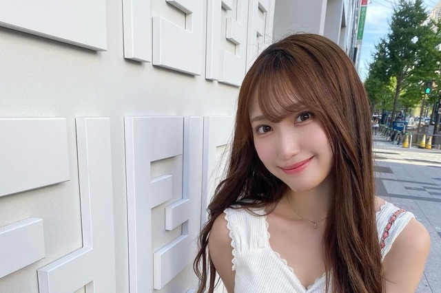 NMB48・原かれん、素敵なお姉さん感溢れるミニ丈夏コーデ「令和のミニスカ番長」「最高」 画像