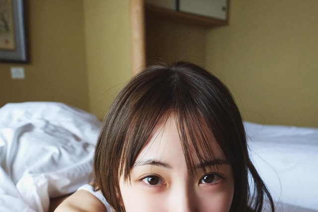 SKE48・熊崎晴香、1st写真集『表情ガール』発売1周年に感慨綴る 記念オフショ公開 画像