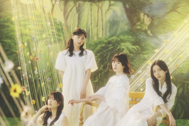 日向坂46、12thシングル「絶対的第六感」のジャケット写真公開！ 画像