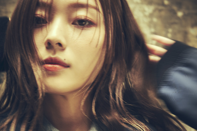 乃木坂46・梅澤美波のオフショ動画に「ギャップえぐすぎ」　クールなキービジュアルから一転して… 画像