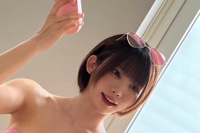 えなこ、ムキムキな“最強”腕周り披露「あまり私を怒らせないように」 画像