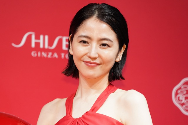 長澤まさみ、大河『真田丸』のキスシーンはアドリブだった 画像