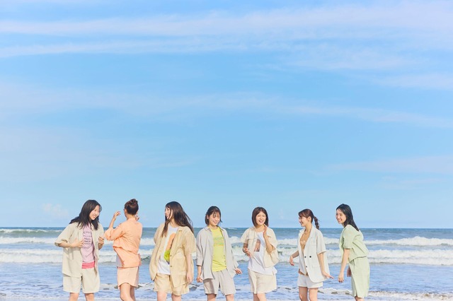 日向坂46二期生が表紙&巻頭に登場!「日向坂46らしさ」「二期生の尊さ」にフォーカス。 画像