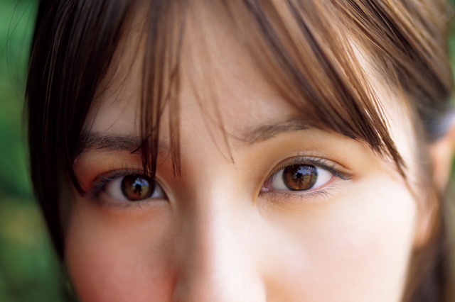 花咲楓香の1st写真集『ルーキー』、電子版リリース! 画像