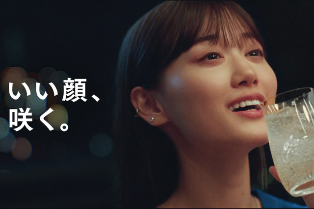 山下美月、家飲みで「きゅうりの舞」披露!「ちょっと飲んで数分経つとふわふわした感じに」 画像