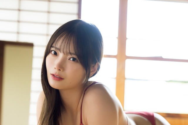 テーマは「ドキドキ温泉旅行」! 新谷姫加、思い出グラビアで可愛さ&色っぽさ全開 画像
