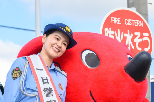 黒谷友香が茂原警察署の一日署長に就任、交通安全運動に参加 画像