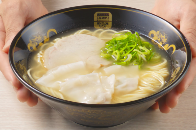 天下一品完全新作「塩ラーメン」登場！一部店舗で先行販売開始 画像
