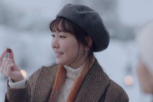 新垣結衣、ベレー帽＋白ニットでかわいさ全開！ 『メルティーキッス』新CM公開 画像