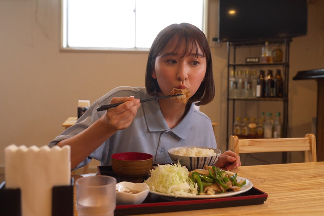 ももクロ・玉井詩織が「それぞれの孤独のグルメ」第5話に出演! サウナで働く新人熱波師役に 画像