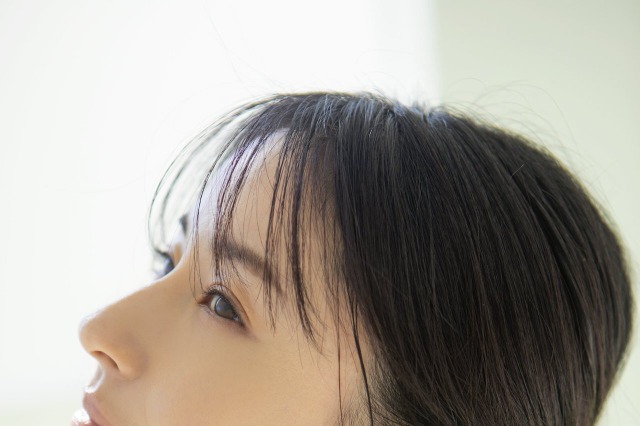 女優・松本若菜、初のフォトエッセイ『松の素』重版決定！ 画像