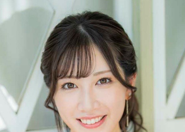 ウェザーニュースキャスターたちの笑顔あふれるカレンダー! 卓上と壁掛けの2種類が販売決定 画像