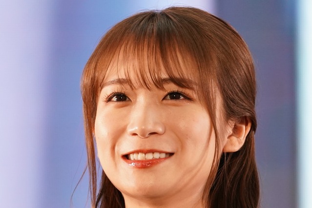 秋元真夏が長崎和牛を堪能！ 顔が隠れるほどの大きさの「ロースステーキ」実食も 画像
